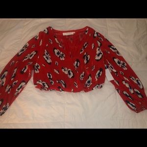 Astr the Label Plisse L Sleeve Surplice Wrap Top